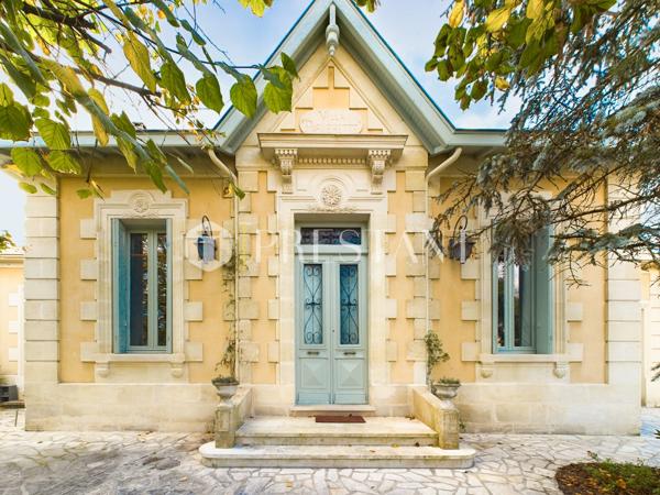 EXCLUSIVITE – QUARTIER CASINO – MAISON DE PLAIN PIED RENOVEE – 110 m² – 3 CHAMBRES, PESSAC