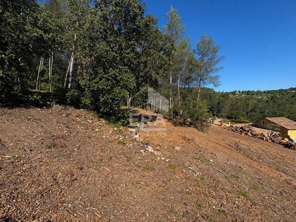 Terrain Taradeau 2030 m2