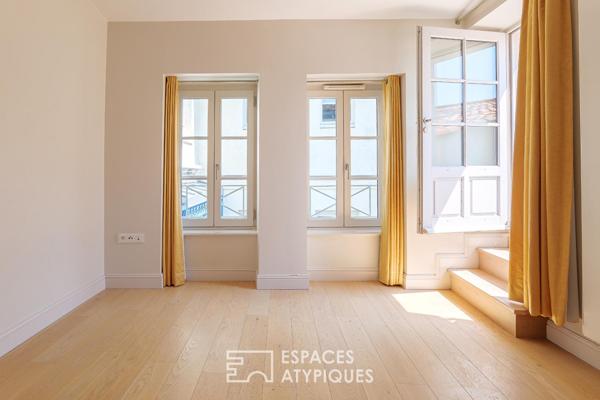 Triplex avec terrasses dans une bâtisse historique