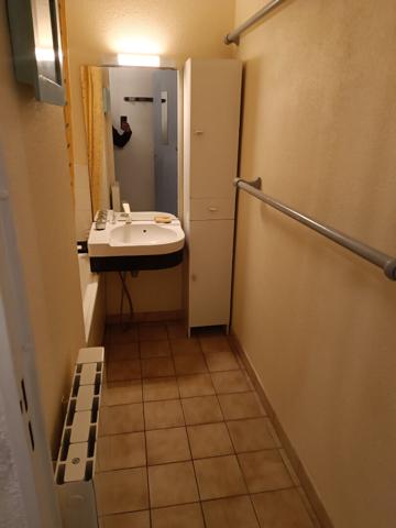 Appartement à louer Saint Gilles Croix De Vie : 2 pièces, 30m² avec 1 chambre(s) à 428€ - AJP Immobilier St-Gilles-Croix-de-Vie