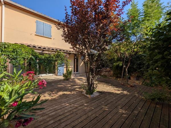 MORIERES LES AVIGNON MAISON À ÉTAGE – 3 CHAMBRES – JARDIN & GARAGE