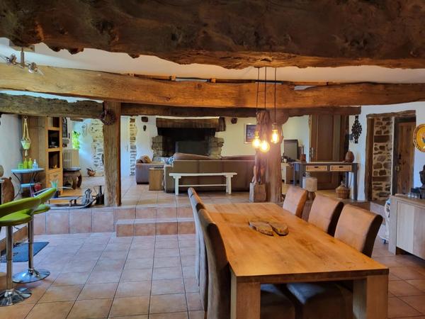 Vente Maison 10 pièces 280 m2 à La Grée-Saint-Laurent