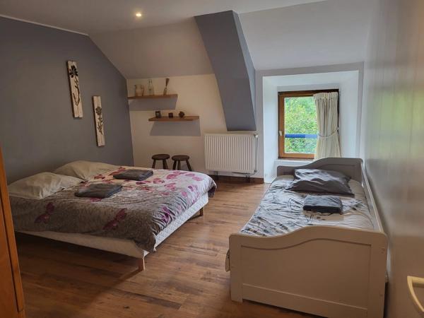 Vente Maison 10 pièces 280 m2 à La Grée-Saint-Laurent