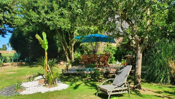 Vente Maison 10 pièces 280 m2 à La Grée-Saint-Laurent