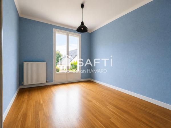 ORVAULT BOURG – Maison familiale avec terrain exceptionnel de 1500 m² sans vis-à-vis : un potentiel rare à révéler !