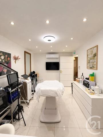 à vendre  71 m 2   VAUJOURS  - 93