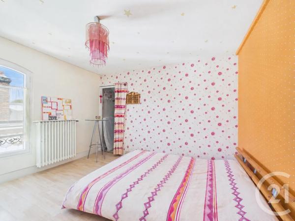 Maison à vendre  8 pièces - 194 m 2   CHARTRES  - 28