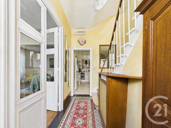 Maison à vendre  8 pièces - 194 m 2   CHARTRES  - 28