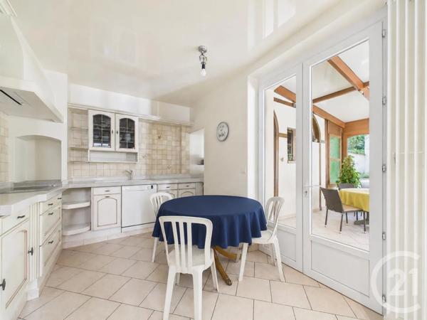 Maison à vendre  8 pièces - 194 m 2   CHARTRES  - 28