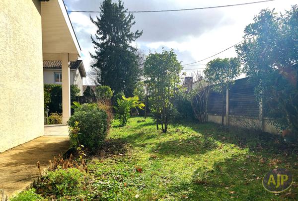 Vente maison Le Taillan Medoc : 390 000 € - AJP Immobilier Libourne