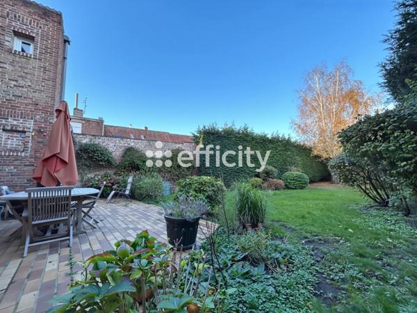 Maison 8 pièces - 210 m² Exclusivité efficity