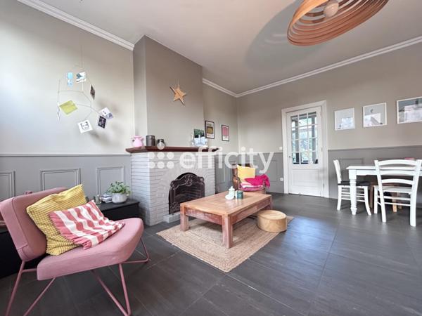 Maison 8 pièces - 210 m² Exclusivité efficity