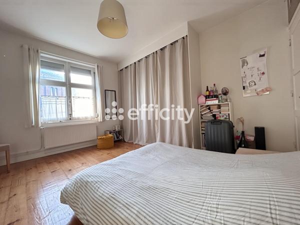 Maison 8 pièces - 210 m² Exclusivité efficity