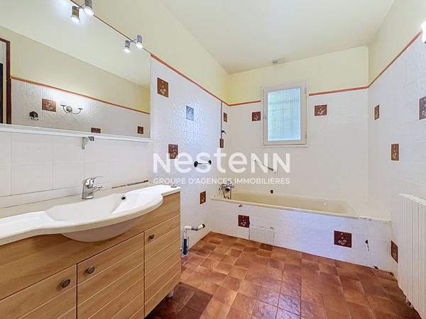 A VENDRE - ROQUETTES - MAISON T5 109  m²