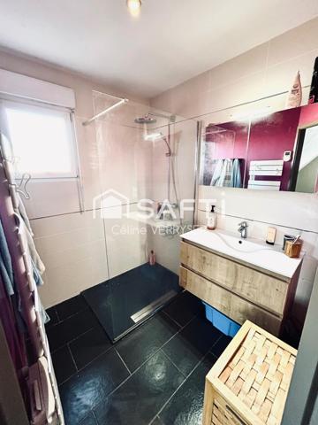 MAISON INDIVIDUELLE 4 CHAMBRES PISCINE ET DOUBLE GARAGE