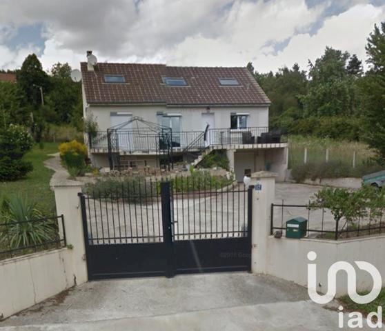 Maison traditionnelle 6 pièces de 150 m² à Les Bordes (89500)