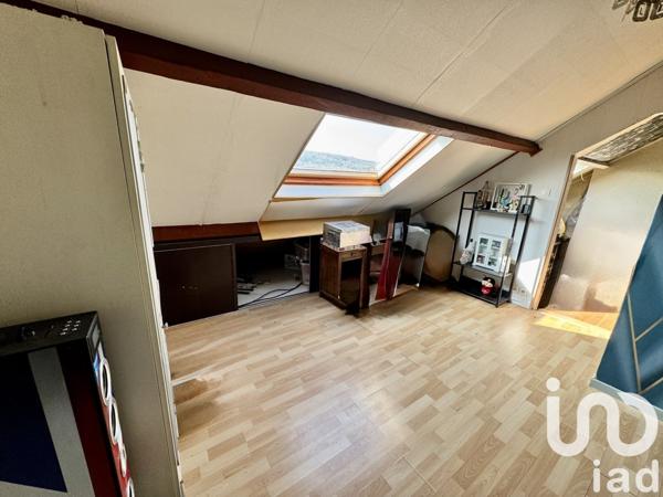 Maison traditionnelle 6 pièces de 150 m² à Les Bordes (89500)