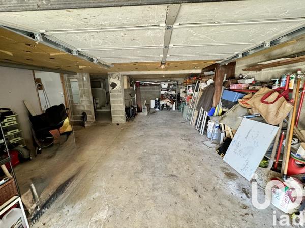 Maison traditionnelle 6 pièces de 150 m² à Les Bordes (89500)