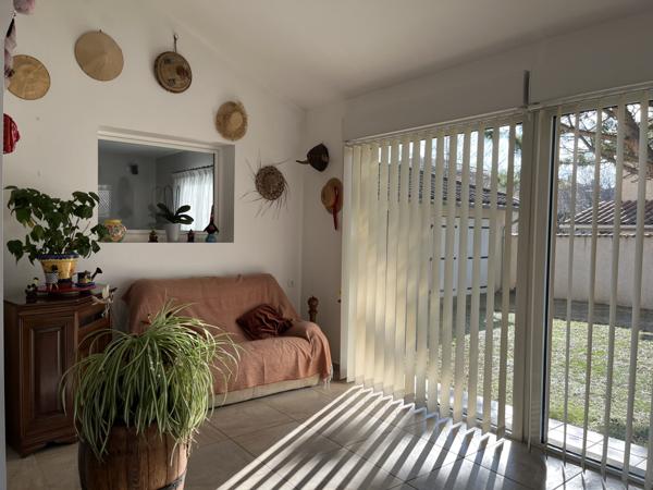 La Verpillière (38290) LA VERPILLIERE - MAISON 170 m² 3 CHAMBRES POSSIBILITE 4 AVEC GARAGE ET ANNEXES SUR UN TERRAIN DE 3146 m²