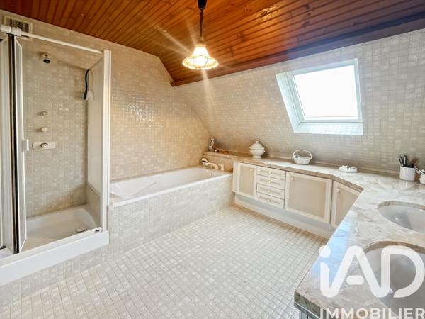 Maison à vendre 5 pièces 138 m² Nanterre