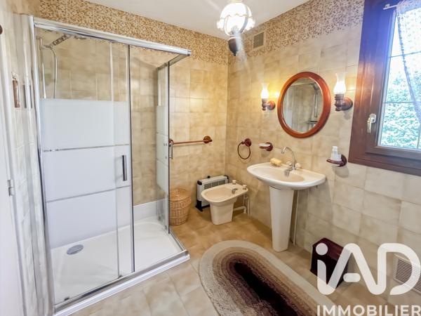 Maison à vendre 5 pièces 138 m² Nanterre