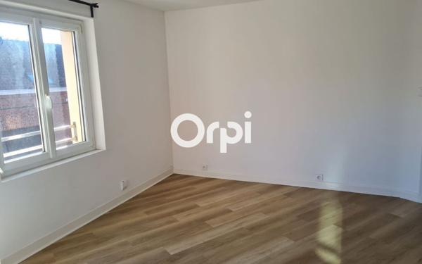 Immeuble à vendre    7 pièces • 170 m2 Tourcoing