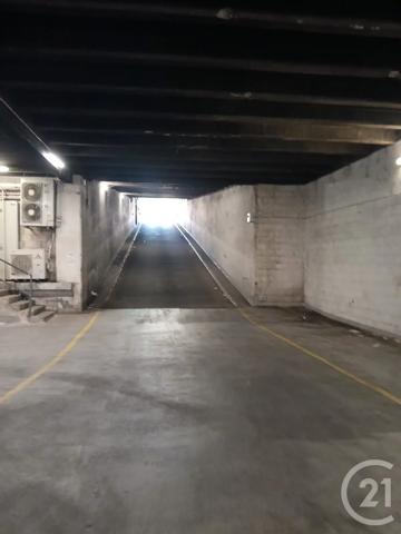 Parking à vendre  10 m 2   PARIS  - 75020