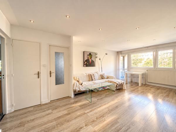 Appartement 3 pièce(s) 2 chambre(s) 74 m²