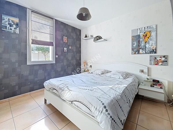 Maison à vendre à Ancenis-Saint-Géréon, quartier très recherché, 4 chambres, grand garage, terrain clos et paysagé