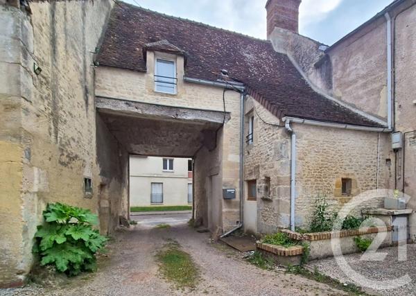 Maison à vendre  3 pièces - 46,81 m 2   ARGENTAN  - 61