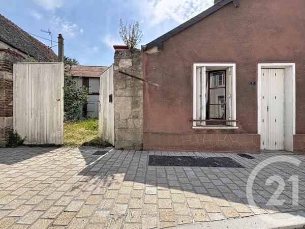Maison à vendre  3 pièces - 46,81 m 2   ARGENTAN  - 61