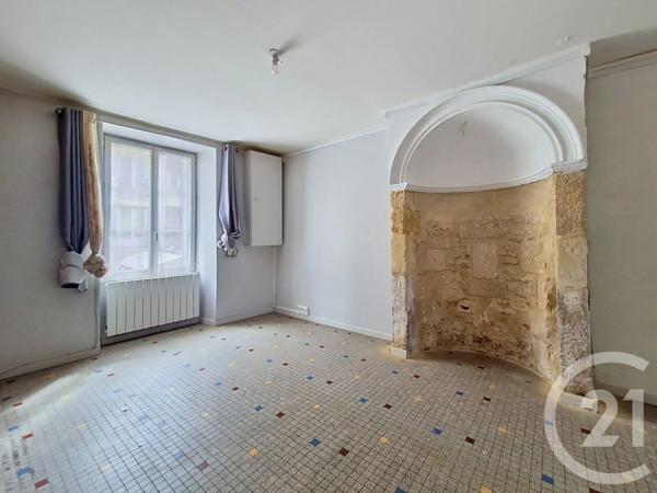 Maison à vendre  3 pièces - 46,81 m 2   ARGENTAN  - 61