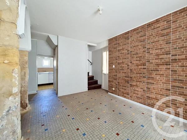 Maison à vendre  3 pièces - 46,81 m 2   ARGENTAN  - 61