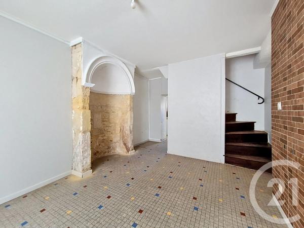 Maison à vendre  3 pièces - 46,81 m 2   ARGENTAN  - 61