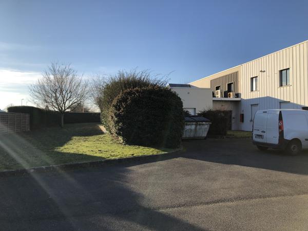 Immeuble de bureaux à vendre d'environ 554 m2 - ORMES