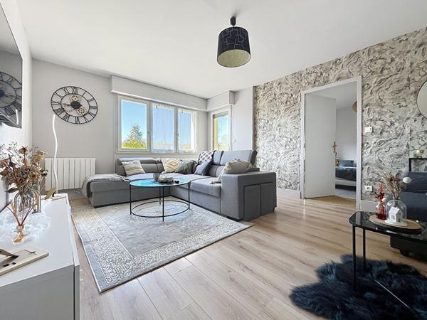 Nouveauté! Appartement T3 Nantes sud 72m2 garage fermé stationnement cave et balcon