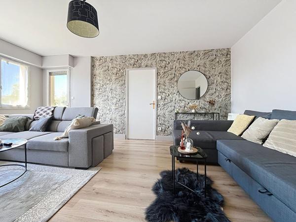 Nouveauté! Appartement T3 Nantes sud 72m2 garage fermé stationnement cave et balcon