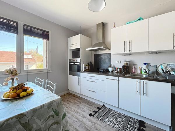 Nouveauté! Appartement T3 Nantes sud 72m2 garage fermé stationnement cave et balcon