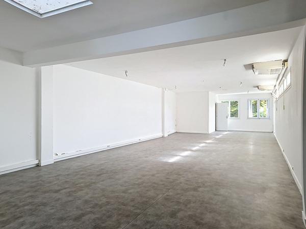 Ensemble immobilier atypique au coeur de Vihiers