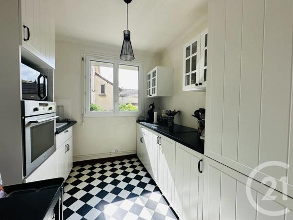 Appartement F3 à vendre  3 pièces - 64,25 m 2   FALAISE  - 14