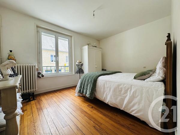 Appartement F3 à vendre  3 pièces - 64,25 m 2   FALAISE  - 14