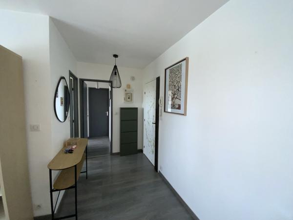 Appartement
         3 pièces
        - 66 m² Exclusivité