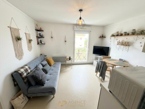 Studio - 19m2 - 1 pièce - Parking + Balcon - La Rochelle (Tasdon/Minimes) 149 000 € **  - Référence  JH709D10