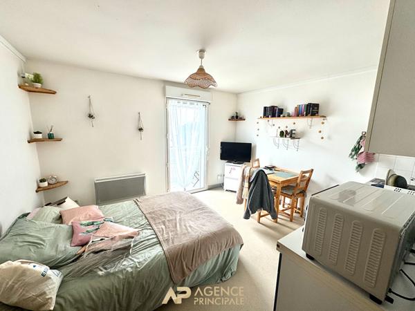 Studio - 19m2 - 1 pièce - Parking + Balcon - La Rochelle (Tasdon/Minimes) 149 000 € **  - Référence  JH709D10