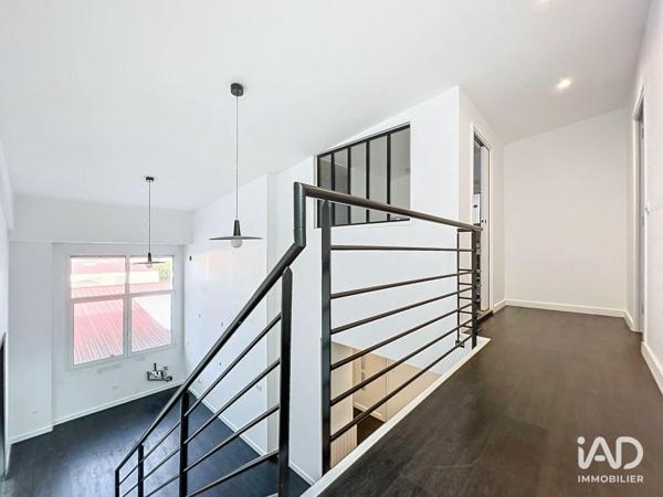 Location bureaux 102 m² Brie-Comte-Robert