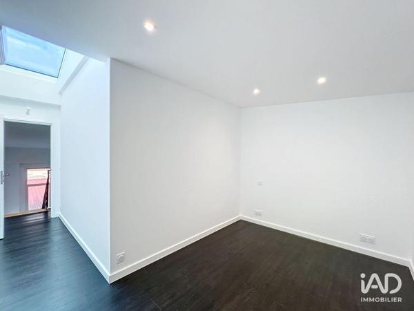 Location bureaux 102 m² Brie-Comte-Robert