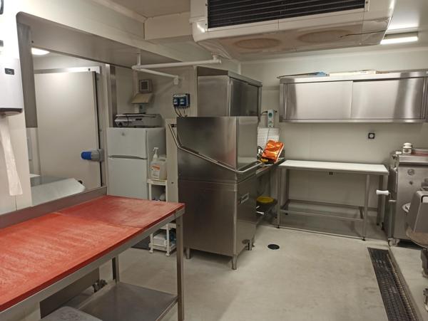 Dpt (73), à vendre Boucherie - Charcuterie entièrement rénovée