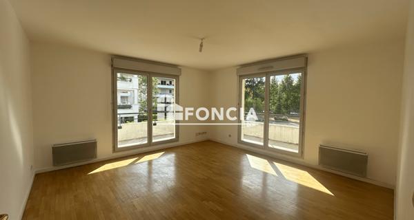 Location Appartement 4 pièces 77.56 m² - Saint-ouen-l'aumône 95310