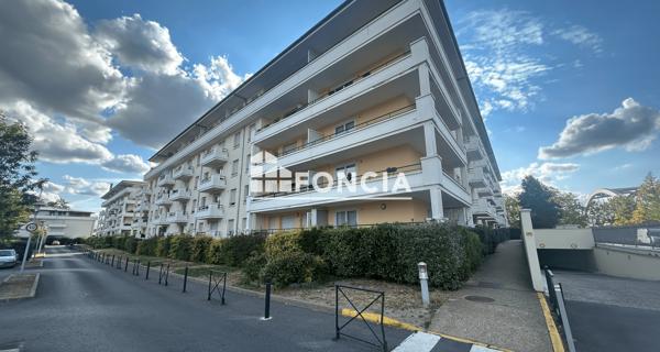 Location Appartement 4 pièces 77.56 m² - Saint-ouen-l'aumône 95310