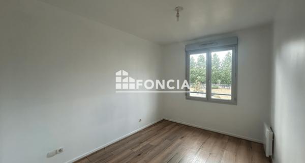 Location Appartement 4 pièces 77.56 m² - Saint-ouen-l'aumône 95310